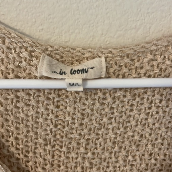 Tan Knit Sweater | Size M/L - Picture 2 of 6